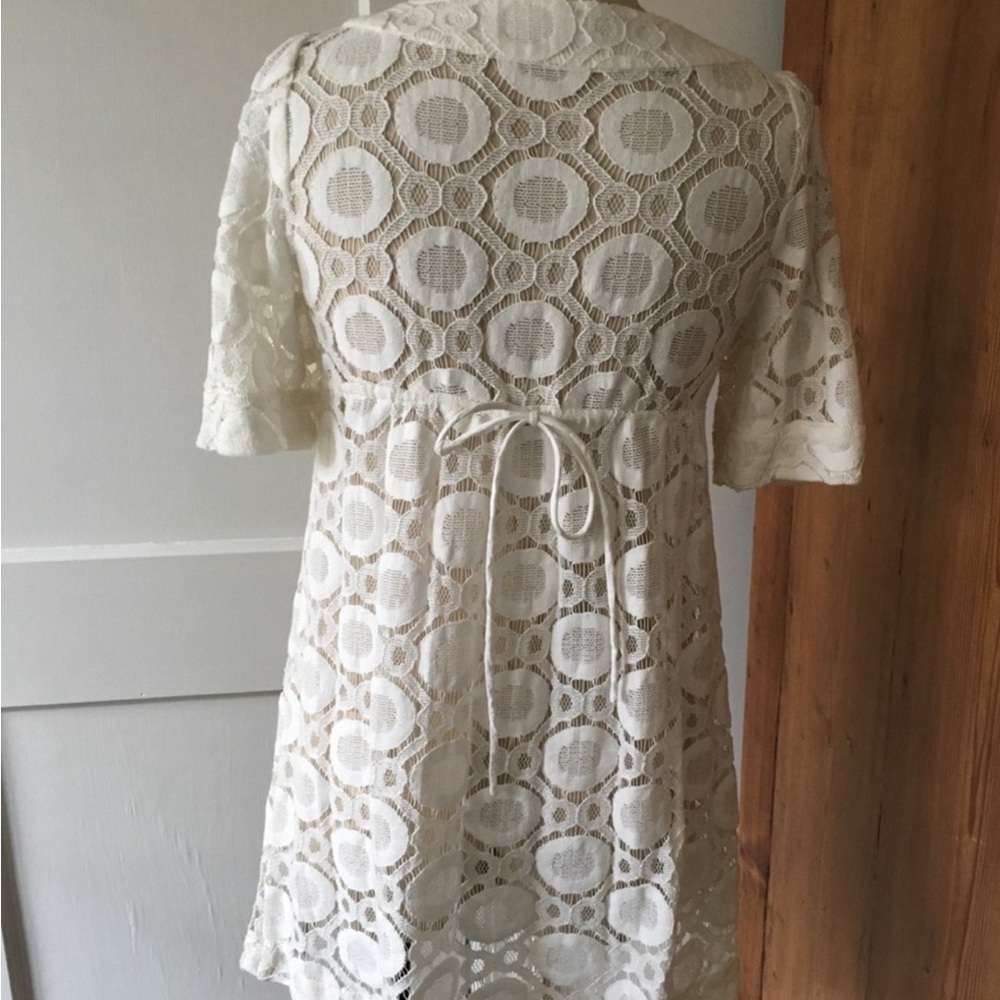 White lace, V-neck dress or cover-up size P